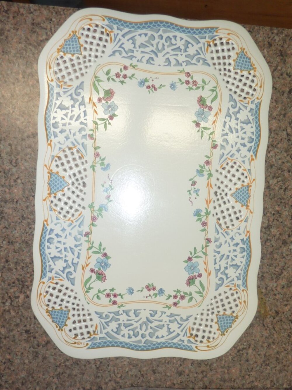 Vintage Vinyl Floral Placemats (6) TC Brand